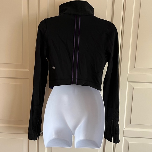 Lululemon Rare Principle Crop Jacket Sz 6 Black Asymmetric Moto Yoga
Quilted - Picture 7 of 16